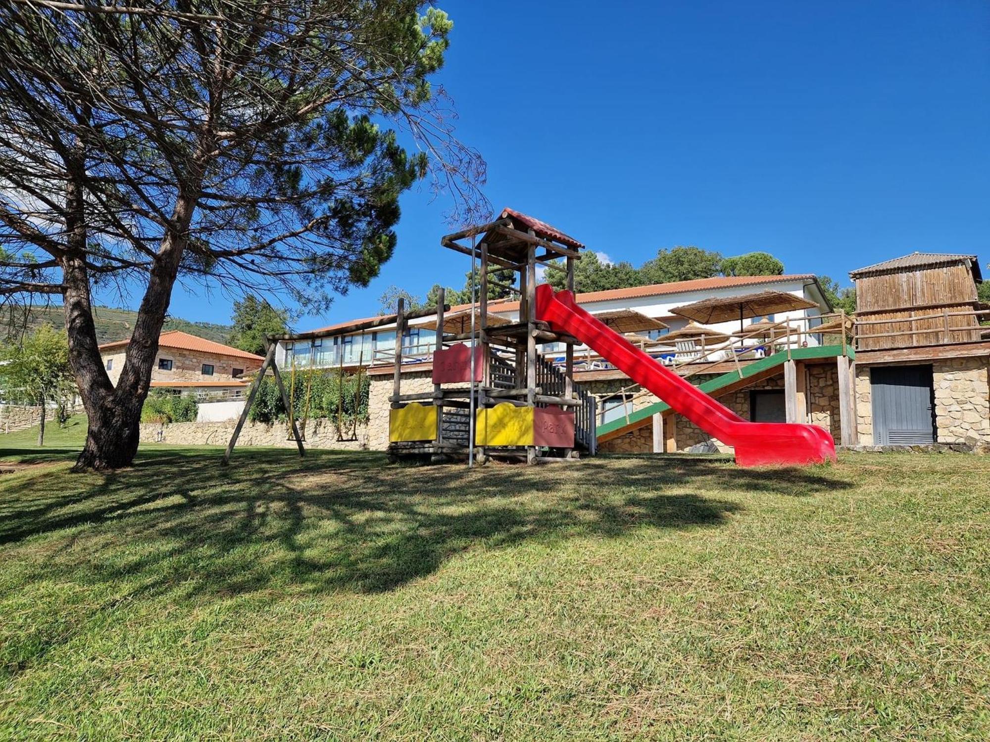 Douro Cister Hotel Resort Ucanha Екстериор снимка